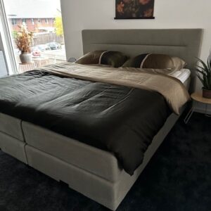 V2500 Lightgreen boxspringset 180/200 kompleet met topper